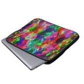 Farbvolle gekrümmte Dreiecke oder farbige Wellen. Laptopschutzhülle (Vorne Knopf)