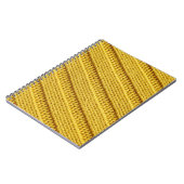 Farbvolle Stricktextur. Gelb. Notizblock (Linke Seite)