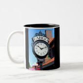 Fargo Clock Zweifarbige Tasse (Links)