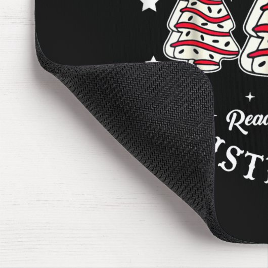 Farm Fresh Ready To Eat Christmas Tree Cake Funny Mousepad (Ecke)