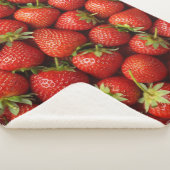 Farm-Fresh Strawberry Field Sherpadecke (3/4)
