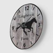Farm Ranch oder Stable Name 2 Eigener Barnwood-Sty Große Wanduhr (Winkel)