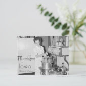 Farm Woman Cooking Postkarte (Stehend Vorderseite)