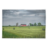 Farms Red Barn & Silo in Spring Kissenbezug (Rückseite)