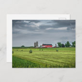 Farms | Red Barn & Silo in Spring Postkarte (Vorne/Hinten)
