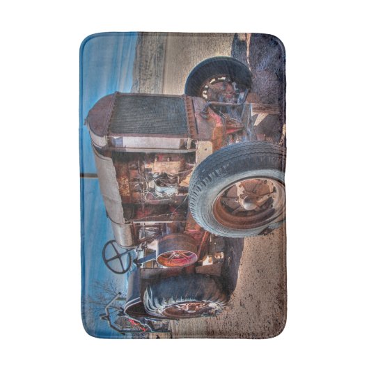Farms Rusty Antique Tractor Badematte (Vorderseite Vertikal)