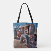 Farms Rusty Antique Tractor Tasche (Rückseite)