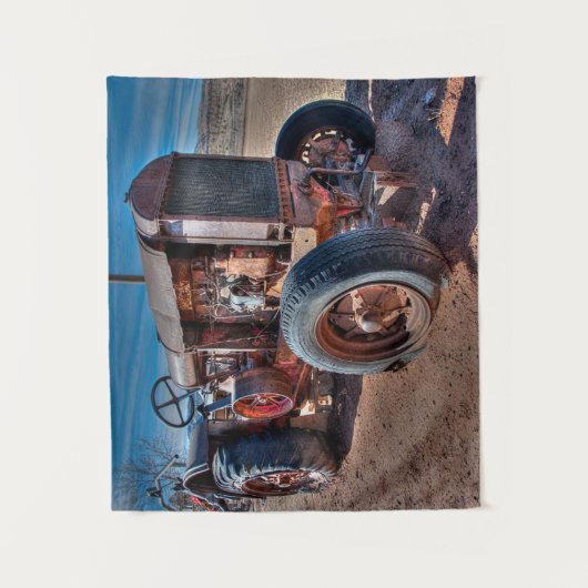 Farms Rusty Antique Tractor Wandteppich (Vorderseite)