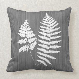 Farn-Wedel, weiß auf Koksgrauem/Grau Kissen