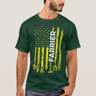 Farrier US Flag Horseshoe Hoof Trimming Equine Sho T-Shirt