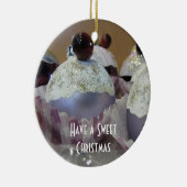 Fasanierter Weihnachts-Cupcake Keramikornament (Rechts)