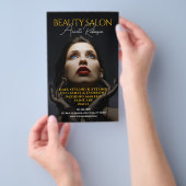Fashion magazine style beauty salon flyer (Handgriff)