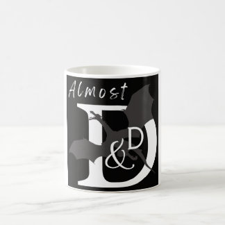 Fast D&D-Tasse (schwarzer Hintergrund) Kaffeetasse