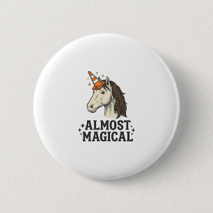 Fast magisches Einhorn-Kegel Vintage Grafik T-Shir Button