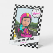 Fast ONE - Pink Take One & Buckle Up! Favor Sockelschild (Vorderseite)