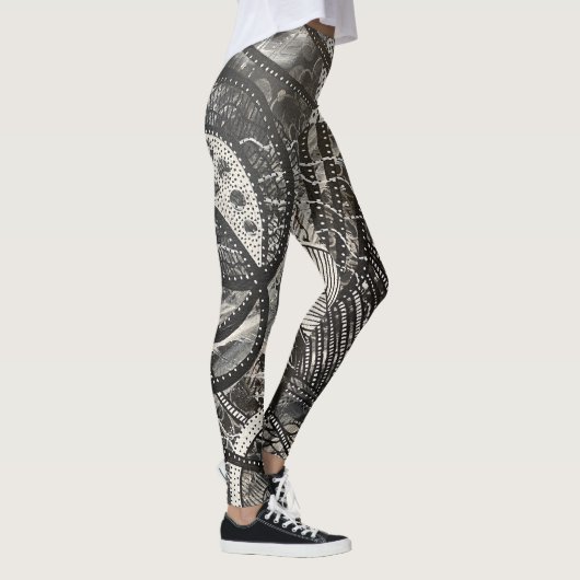 Fast überall 1 Schwarz-Weiß-Acrylmalerei Leggings (Rechts)