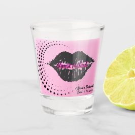 "Fast Verheiratet" Black Lace Kiss Bachelorette Schnapsglas