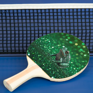 Faszinierender Aufstieg: Der grüne Funkelfrosch Tischtennis Schläger