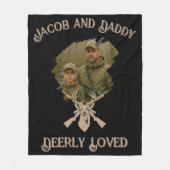 Father Son Deer Hunting Deerly Loved Photo & Name Fleecedecke (Vorderseite)