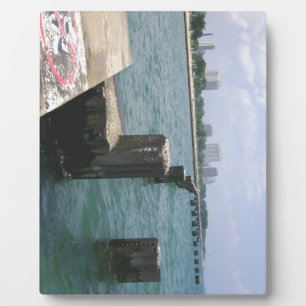 Faulenzen auf dem Steg Fotoplatte