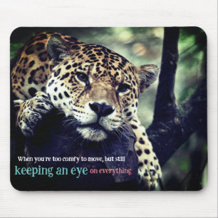 Fauler Jaguar im Baumfoto Mousepad