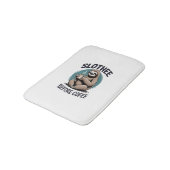 Faultier vor Kaffee Sublimation Badematte (Schrägansicht)