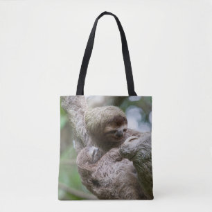 Faultierbaby mit Mutter an einem Baum hängend Tasche
