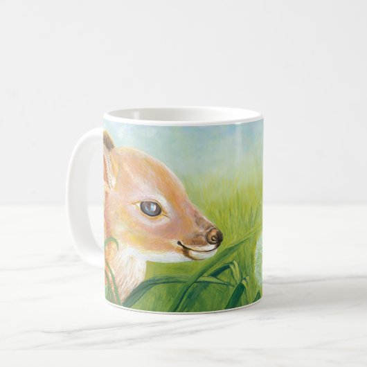 Fauna liegt im Gras und Eichhörnchen Kaffeetasse (Vorderseite Links)
