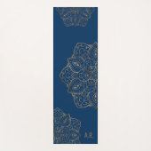 Faux Gold Foil On Dark Blue Mandala With Initials Yogamatte (Vorderseite)