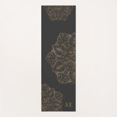 Faux Gold Foil On Dark Gray Mandala With Initials Yogamatte (Vorderseite)
