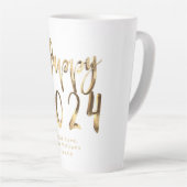 Faux Gold Script Happy 2024 New Year's Milchtasse (Rechte Ecke)