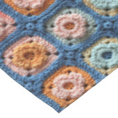 Faux Granny Square Häkelmuster Tischdecke (Schrägansicht)