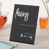 Favoriten Bitte nehmen Sie eine Schwarz-Weiß-Hochz Sockelschild (In Situ)