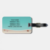 Fawn Boston Terrier an einem tropischen Sommerstra Gepäckanhänger (Rückseite horizontal)