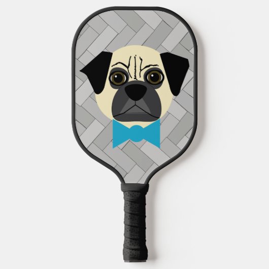 Fawn Mops mit Bowtie, Herringbone grau Pickleball Schläger (Vorderseite)