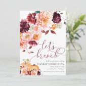 Faye Burgundy Blumenherbst Brunch Einladung (Stehend Vorderseite)