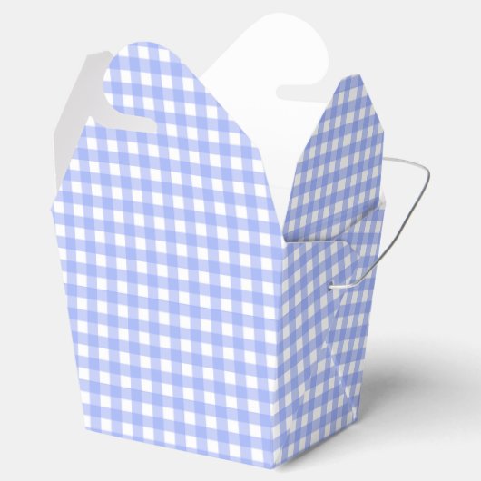 Faye und Lauren Blue Gingham Geschenkschachtel (Geöffnet)