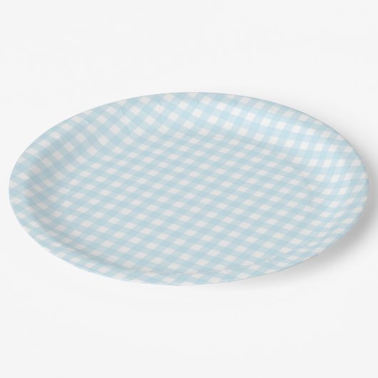 Faye und Lauren Light Blue Gingham Pappteller (Schrägansicht)