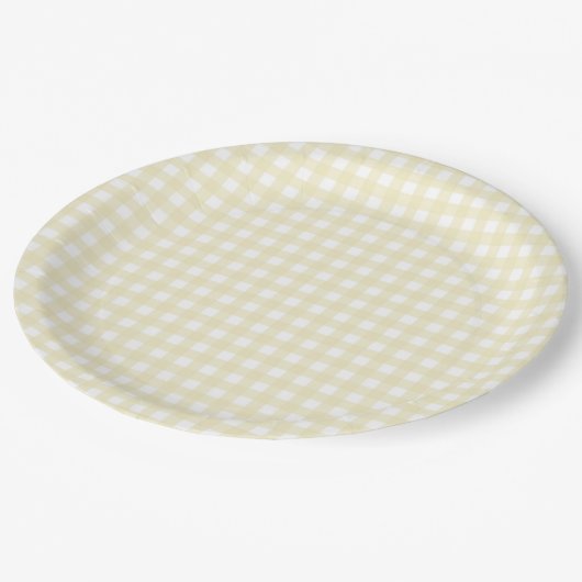 Faye und Lauren Pastel Yellow Gingham Pappteller (Schrägansicht)