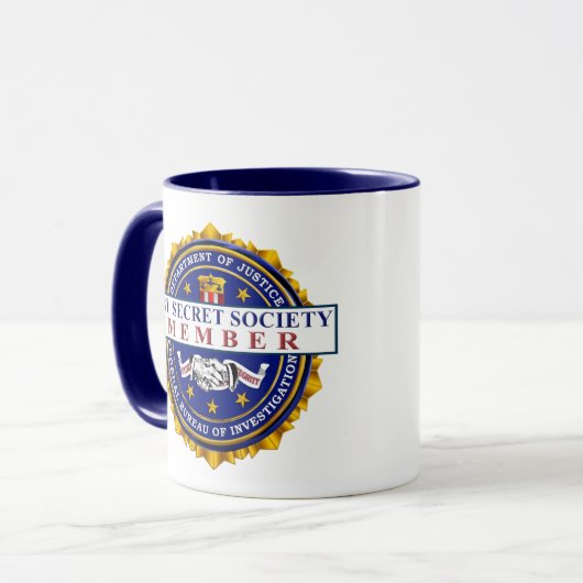 FBI-GEHEIMBUND COVFEFE TASSE (Vorderseite Links)