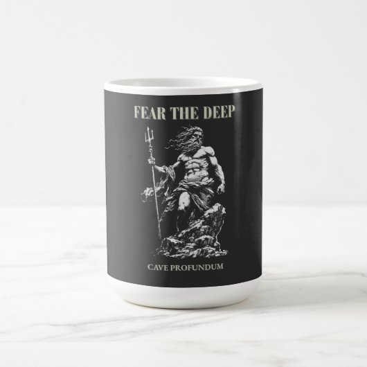 Fear the Deep – Poseidon Mythic  Kaffeetasse (Mittel)
