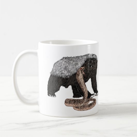 Fearless Badass Honey Badger attackiert Cobra Art Kaffeetasse (Links)
