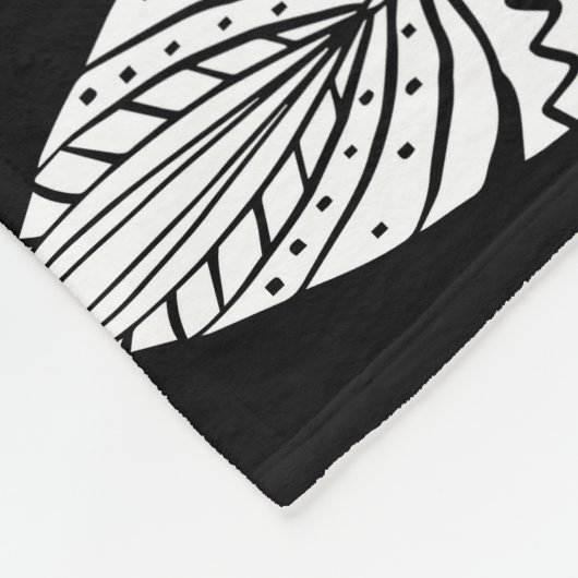 Feathboho: Schwarzweißmuster Fleecedecke (Ecke)