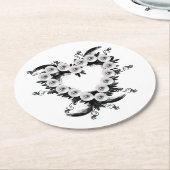 Feather and Black Pearl Heart Shape Runder Pappuntersetzer (Angewinkelt)