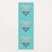 Feather heart in soft green yogamatte (Vorderseite)