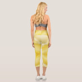 Featherlight Bloom Capri Leggings (Rückseite)