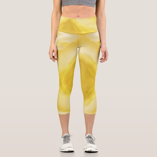 Featherlight Bloom Capri Leggings (Vorderseite)