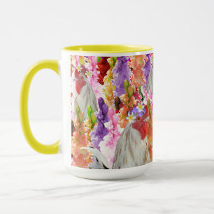 Feathers and Blooms: Rooster unter den Hollyhocks Tasse