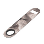 Feathers Speed Flaschenöffner (Rückseite Schrägansicht)