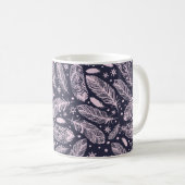 Feathery Fantasy: Romantische Musterkreation Kaffeetasse (VorderseiteRechts)
